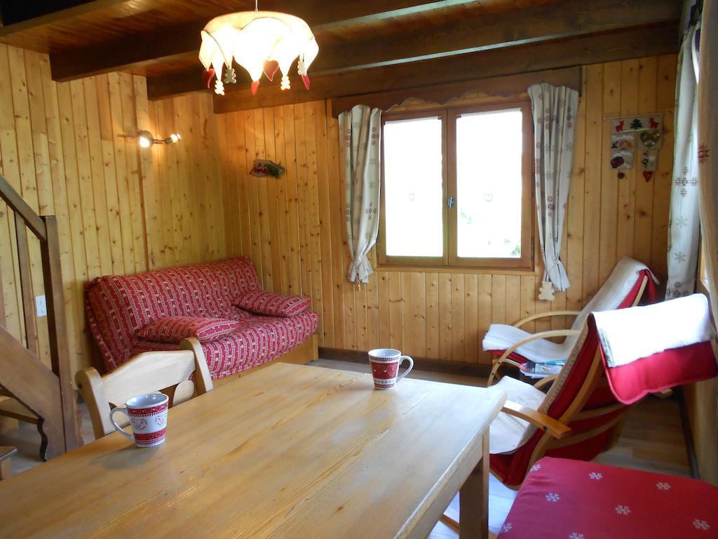 Chalets Savoie Les Chalets D'Heidi Notre-Dame-de-Bellecombe Pokój zdjęcie